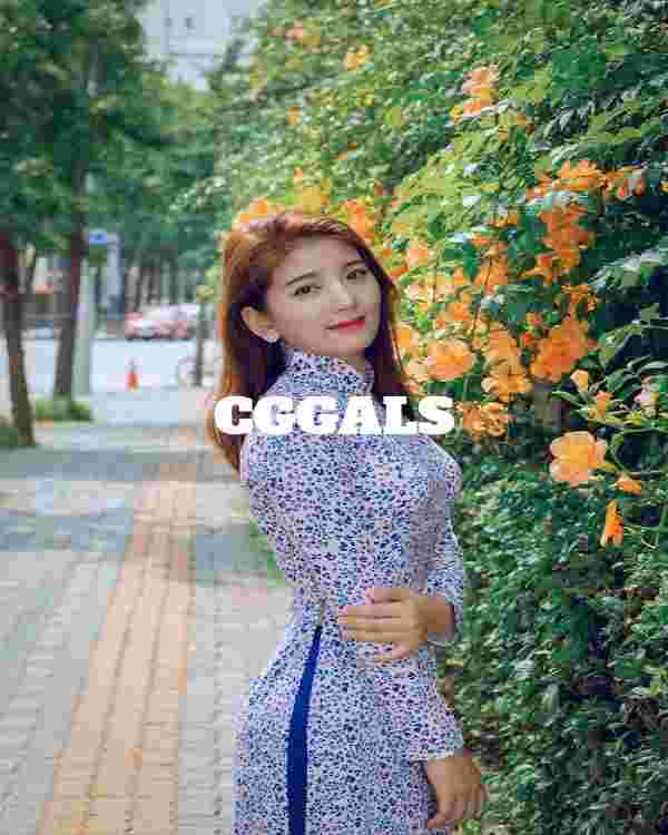 Reserve Kochi Girls For A Fun Evening